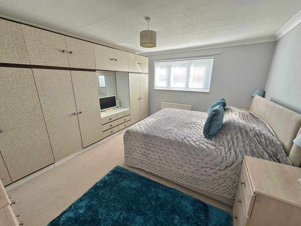 Norfolk Close Laindon